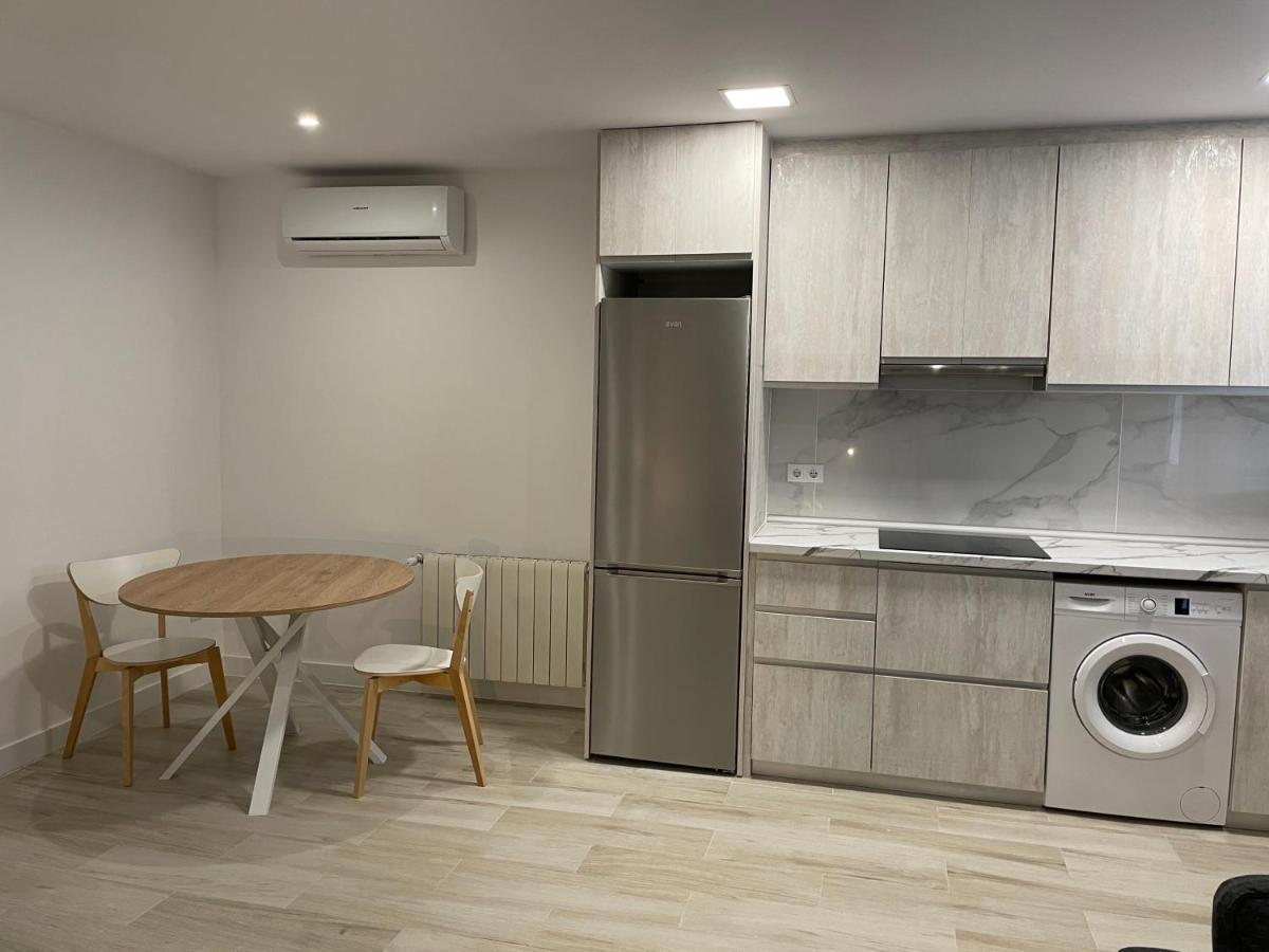 อปาร์ตาเมนโตส บาร์เซโลนา - อิเบเรีย Apartment ภายนอก รูปภาพ