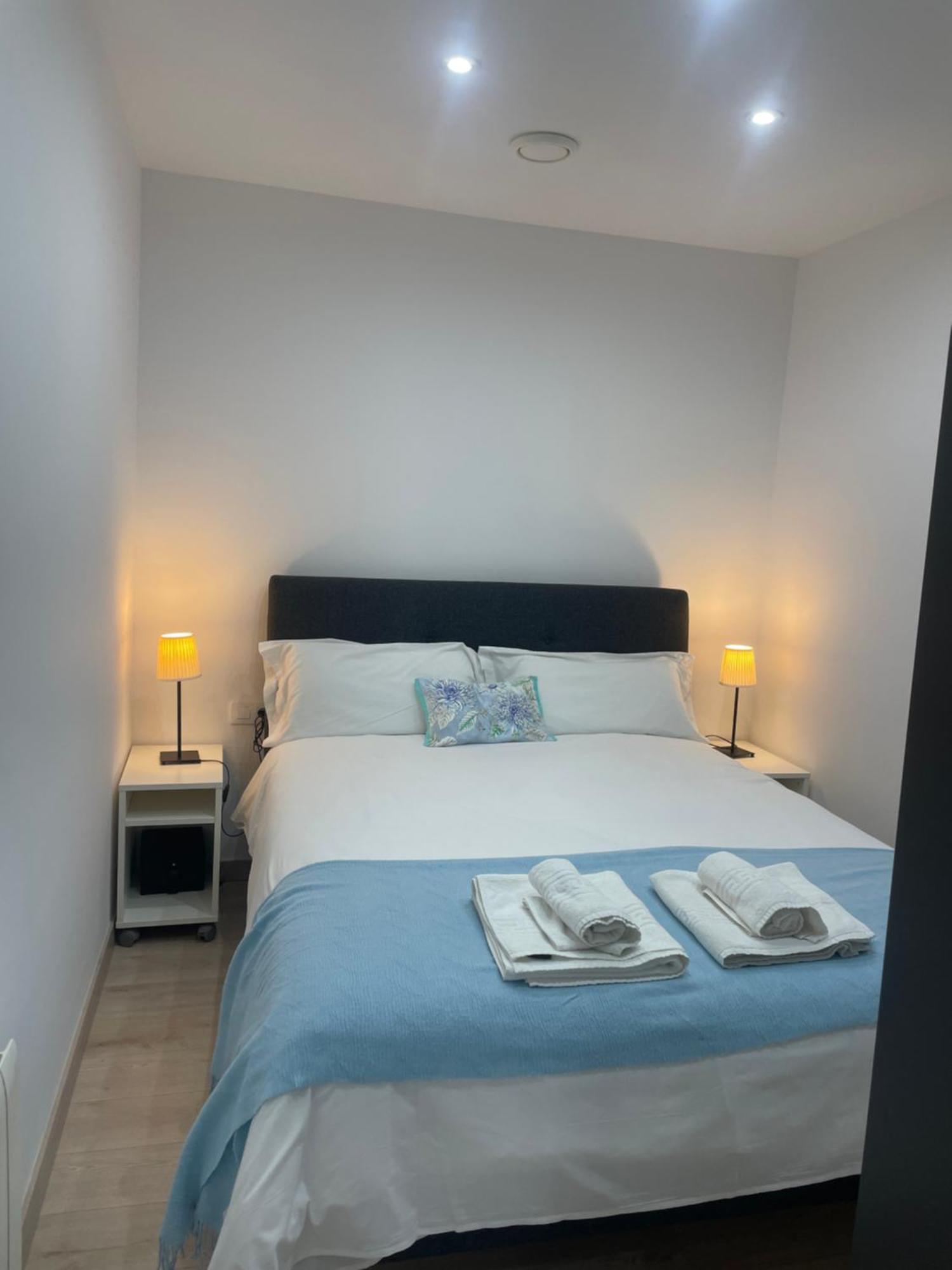อปาร์ตาเมนโตส บาร์เซโลนา - อิเบเรีย Apartment ภายนอก รูปภาพ