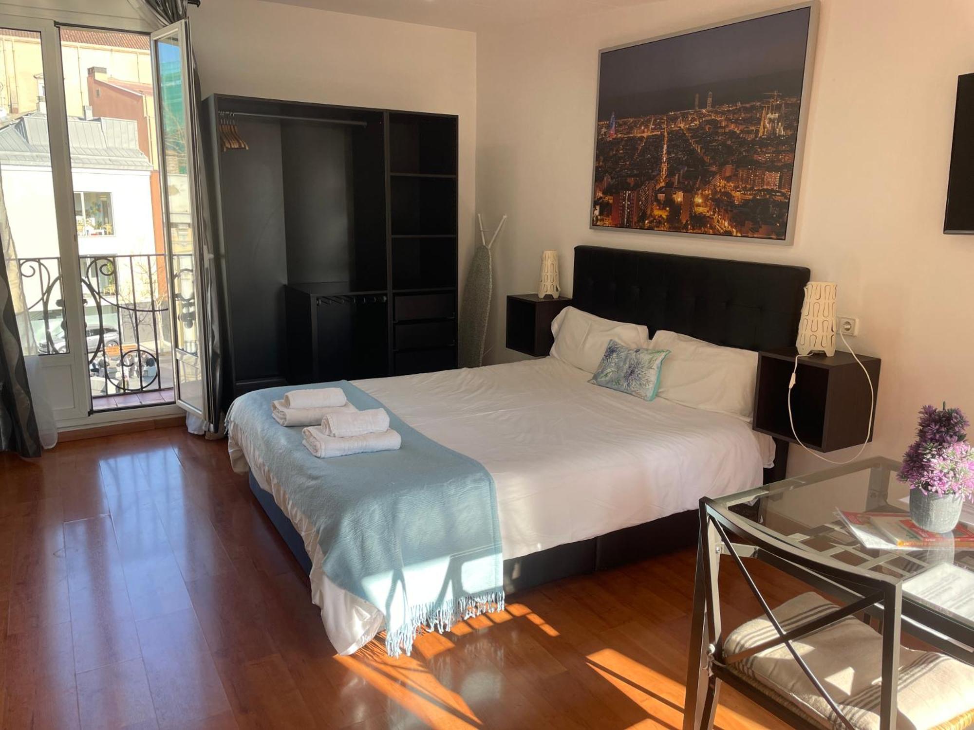 อปาร์ตาเมนโตส บาร์เซโลนา - อิเบเรีย Apartment ภายนอก รูปภาพ