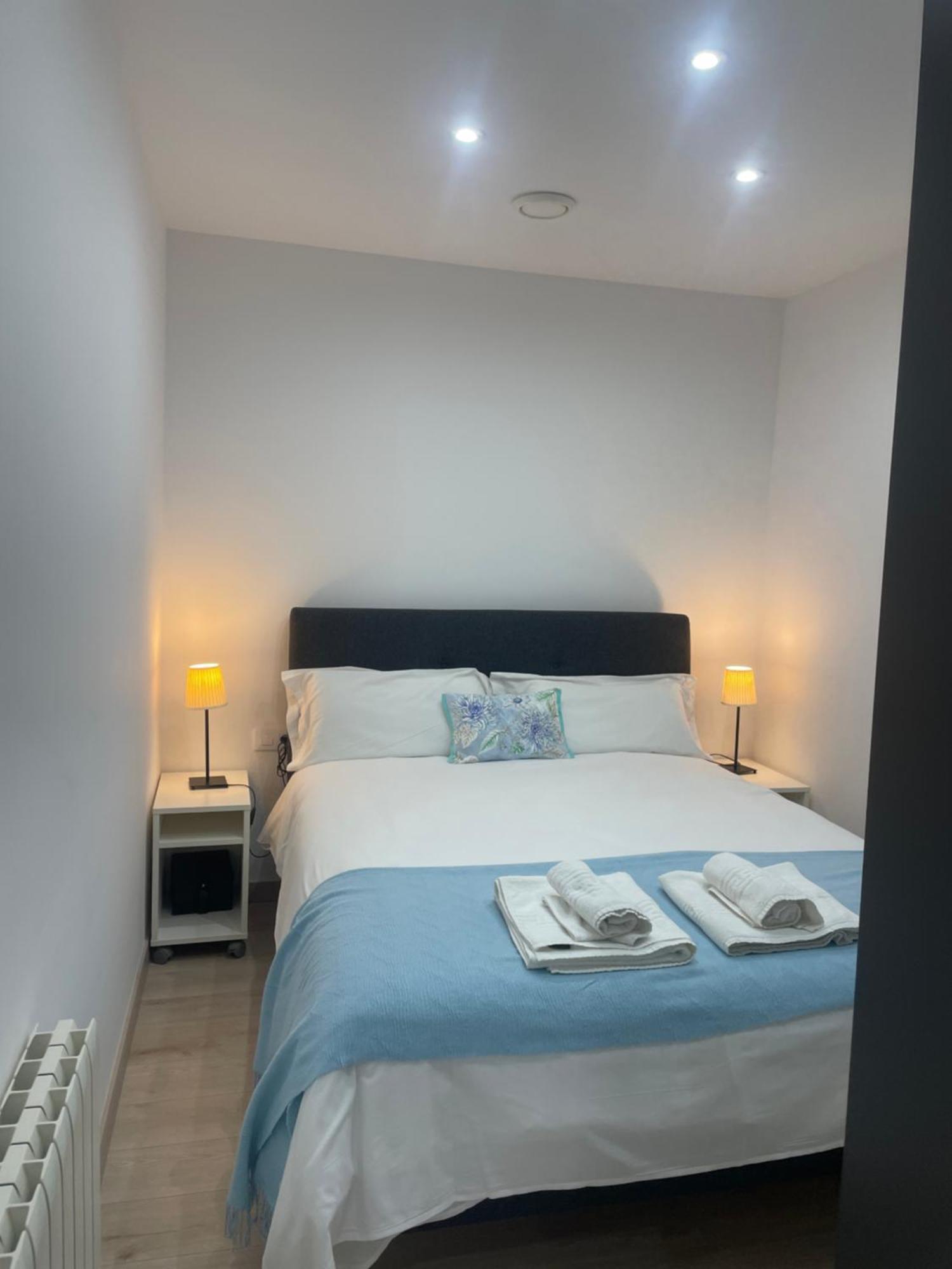 อปาร์ตาเมนโตส บาร์เซโลนา - อิเบเรีย Apartment ภายนอก รูปภาพ